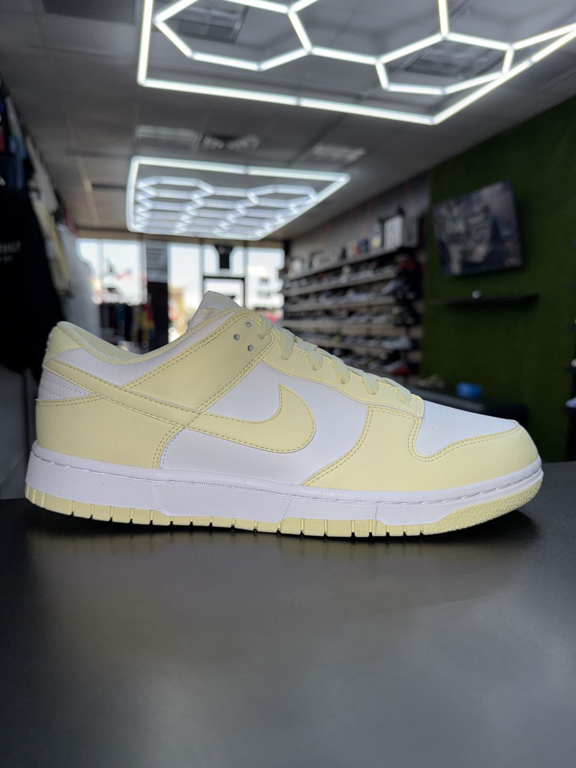 NIKE DUNK “ALABASTER”  (SZ 10.5w 9m)  NEW/OG ALL