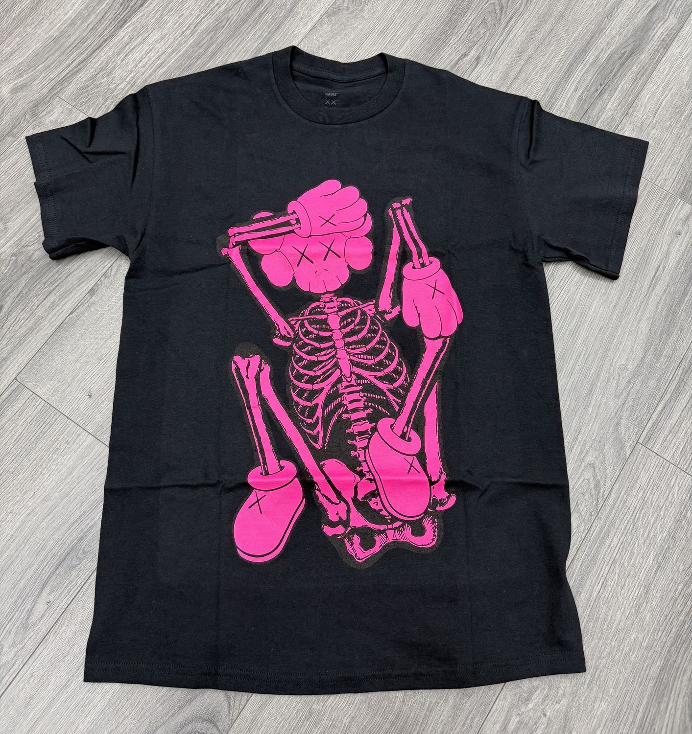 KAWS “PINK/NEW FICTION”  (MEDIUM)  NEW