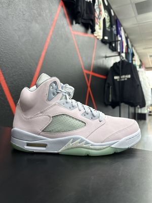 J5 “EASTER”  (SZ 9.5)  USED/NO BOX