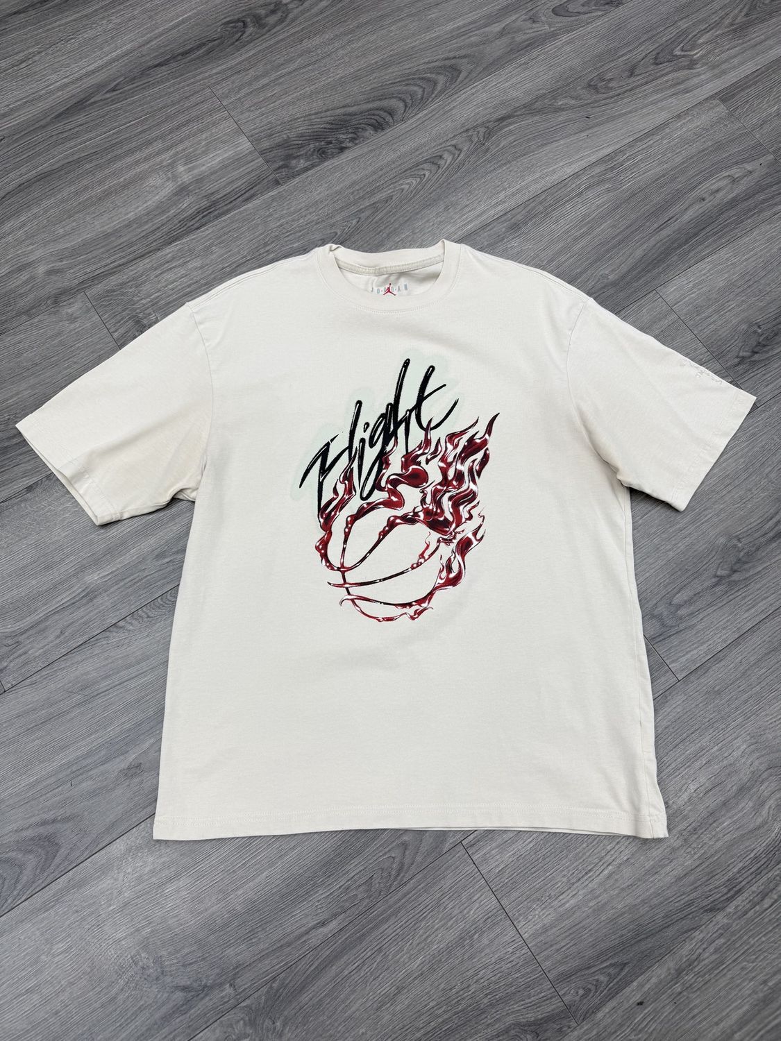 CACTUS JACK x JORDAN FLIGHT TEE “CREAM”  (LARGE)  NEW