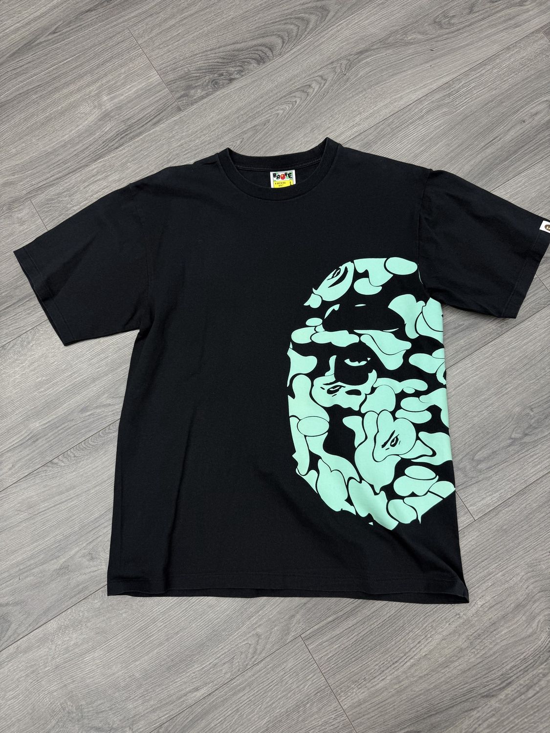 BAPE TEE “BLK/GLOW”  (LARGE)  USED
