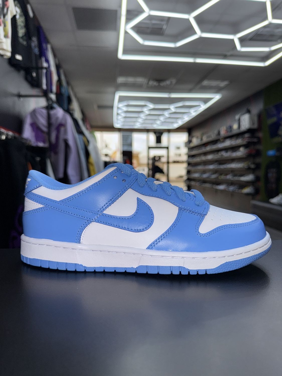 NIKE DUNK “UNC”  (SZ 6y)  NEW/OG ALL