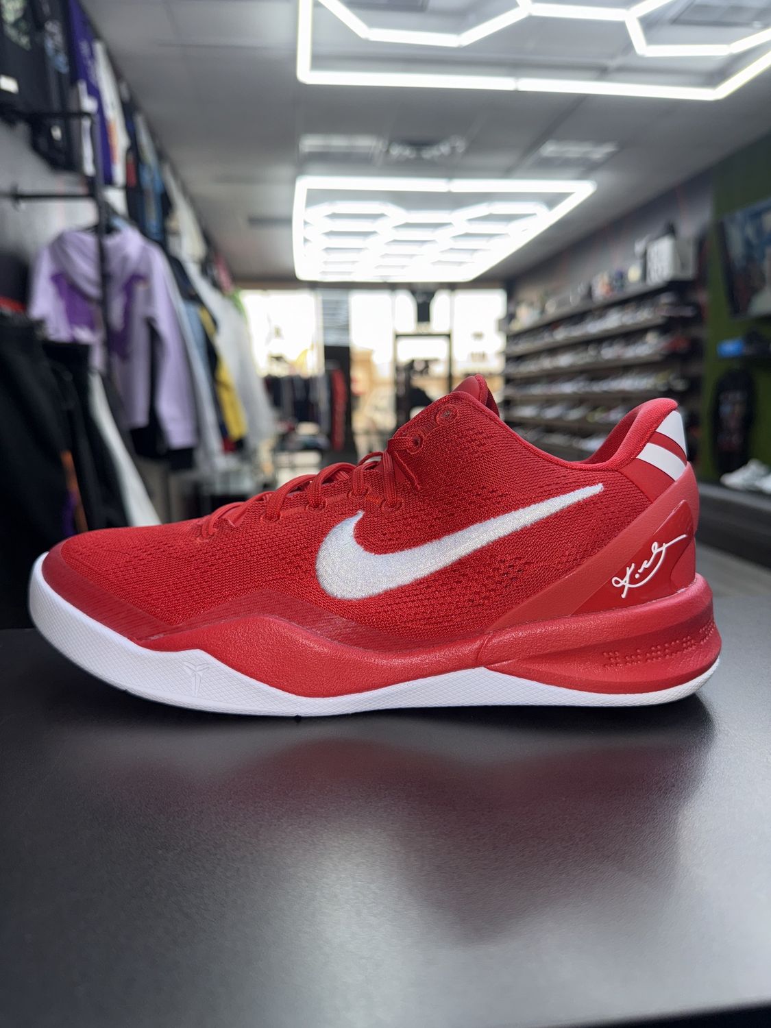 NIKE KOBE 8 “UNIVERSITY RED”  (SZ 6y)   NEW/OG ALL