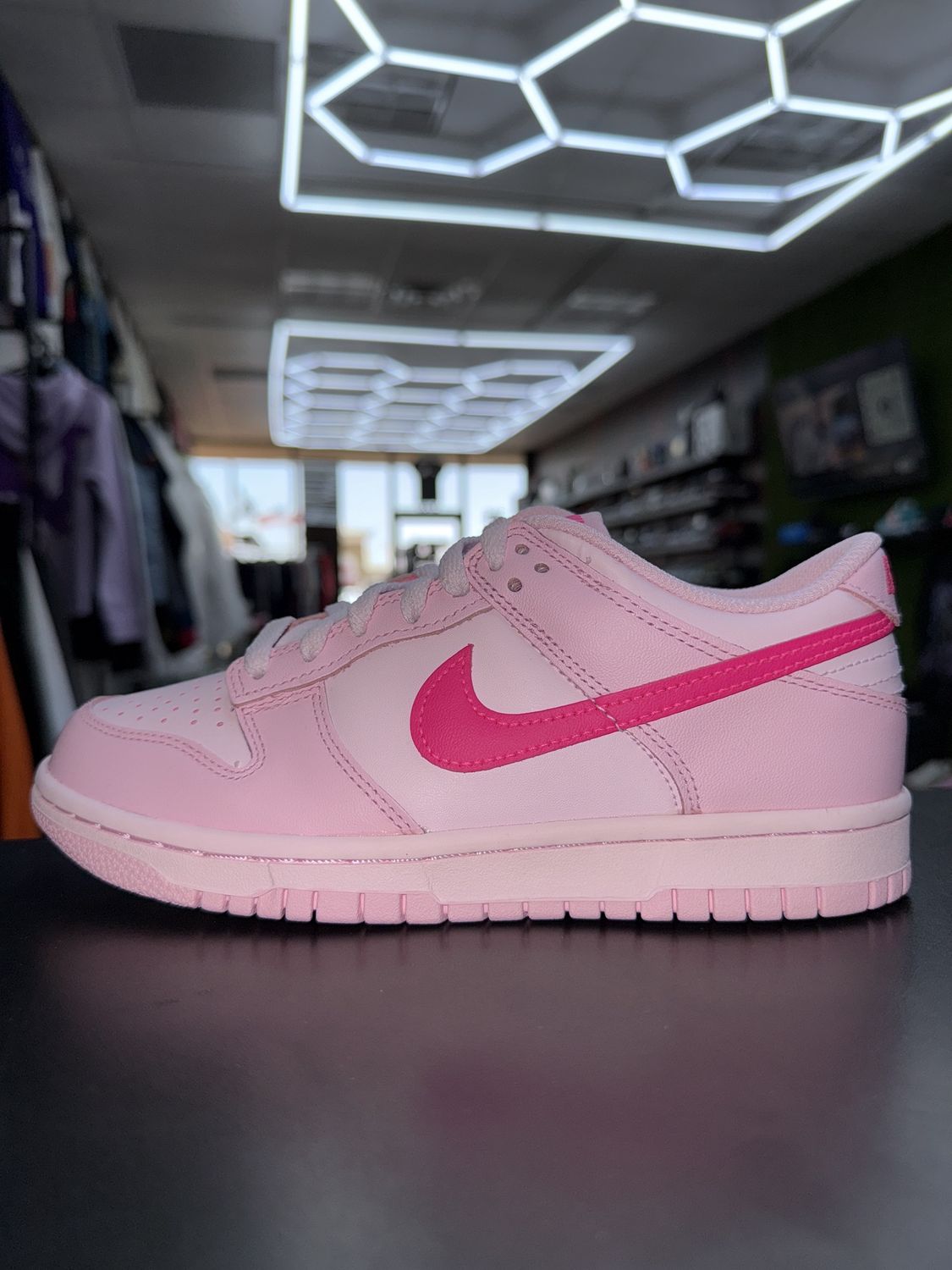 NIKE DUNK “TRIPLE PINK”  (SZ 5y)  NEW/OG ALL