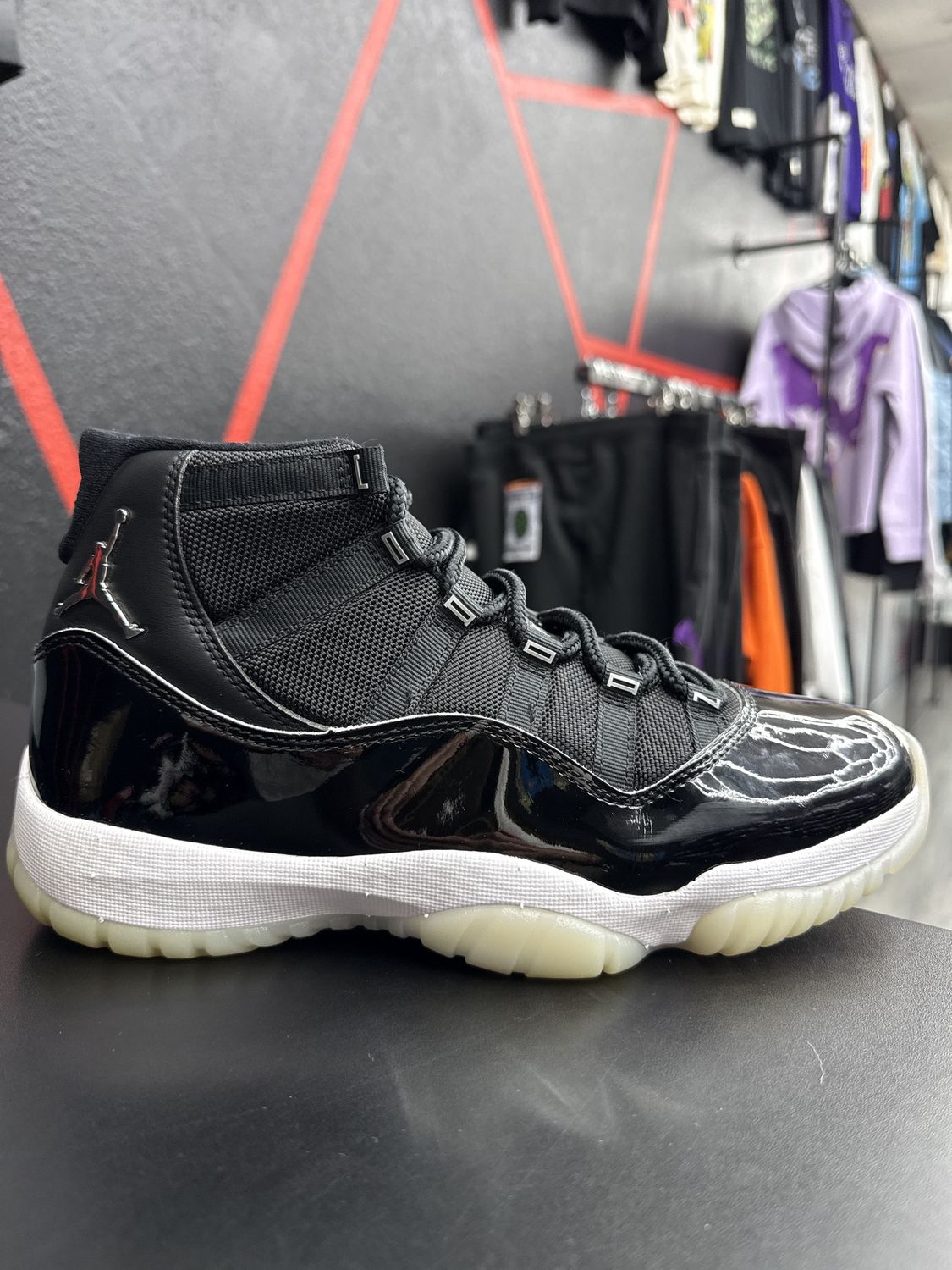 J11 “JUBILEE”  (SZ 9.5)  USED/OG ALL