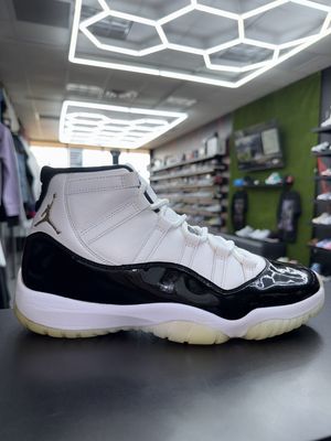 J11 “GRATITUDE”  (SZ 11)  USED/OG BOX