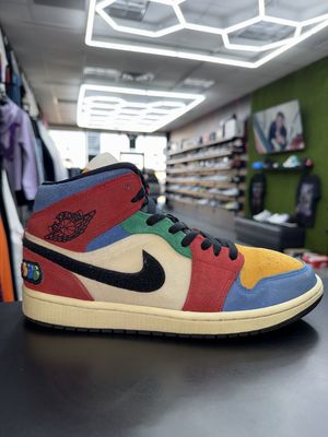 J1 MID “BLUE THE GREAT”  (SZ 10)  USED/NO BOX