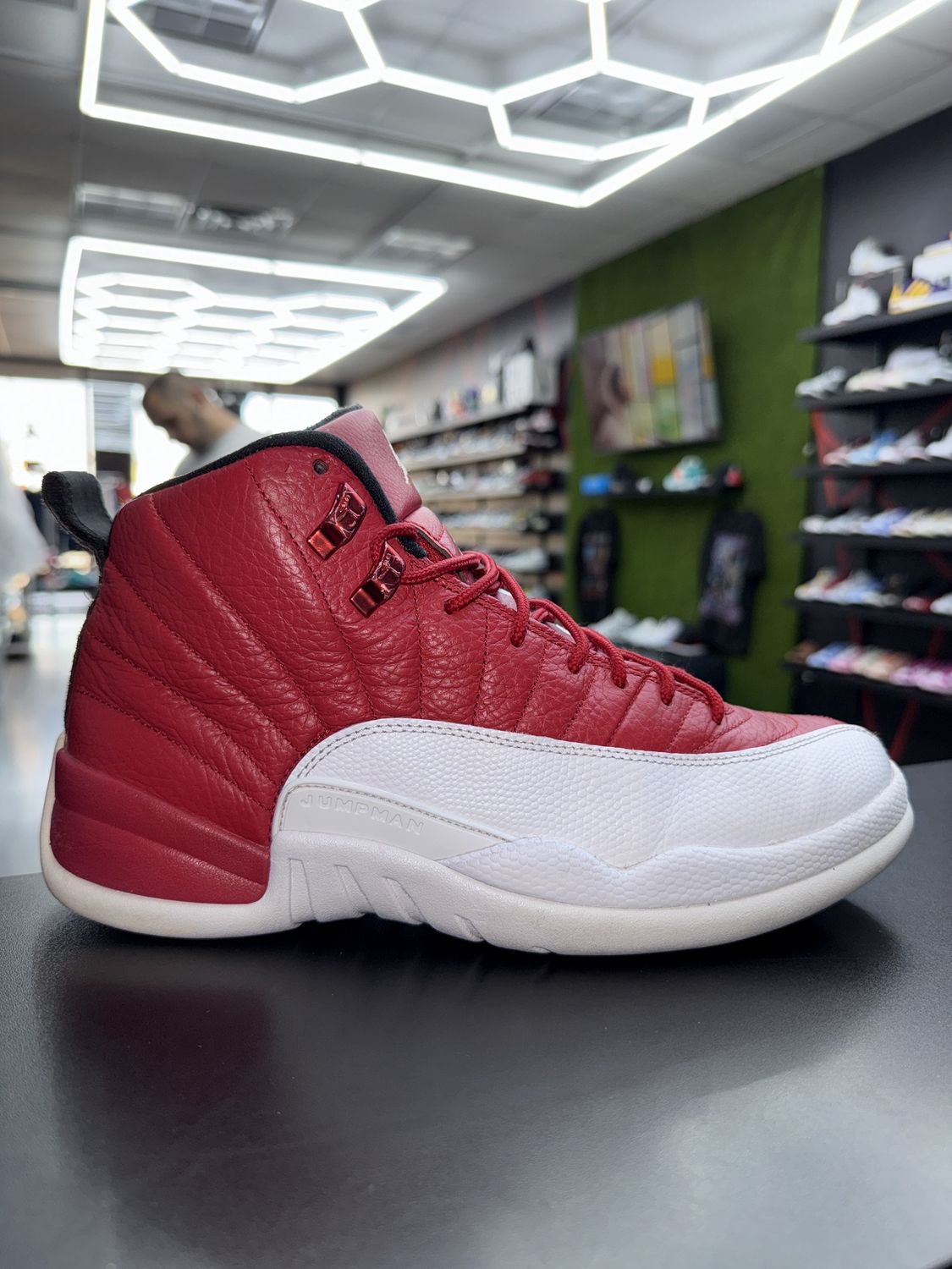 J12 “GYM RED”  (SZ 9)  USED/NO BOX