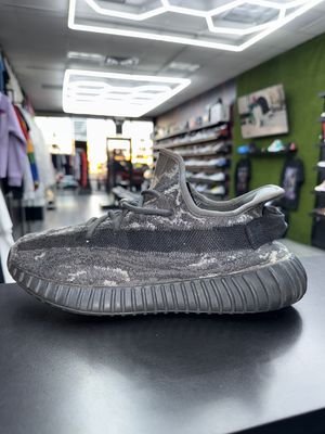 YZY 350 V2 “DARK SALT”  (SZ 10)  USED/NO BOX