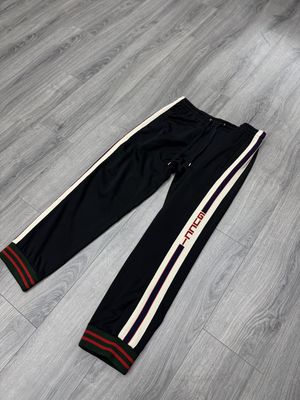 GUCCI SWEATS "BLK"  (XL)  USED