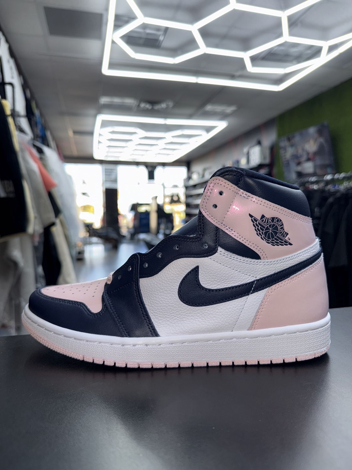 J1 “ATMOSPHERE”  (SZ 10.5w 9m)  NEW/OG ALL