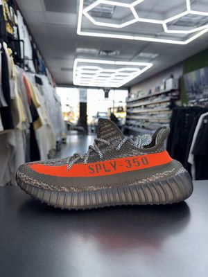 YZY 350 V2 “CARBON BELUGA NR”  (SZ 7.5)  USED/NO BOX