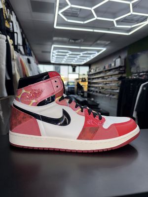 J1 “SPIDER-VERSE”  (SZ 13)  USED/NO BOX