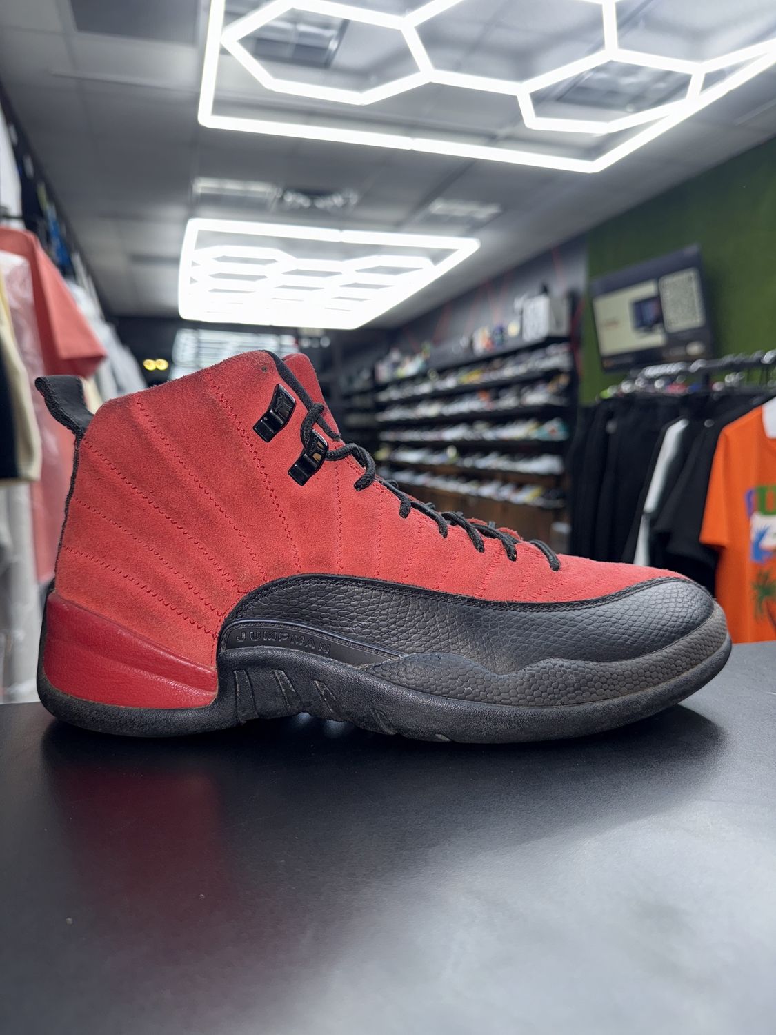 J12 “REVERSE FLU GAME”  (SZ 10.5)  USED/NO BOX