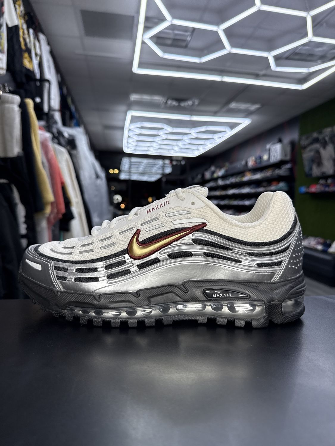 NIKE AIR MAX TL 2.5  “WHT/SILV”  (SZ 9.5)   NEW/OG ALL