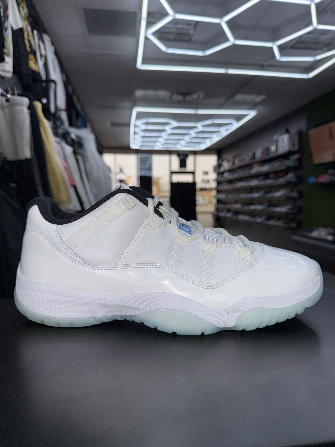 J11 LOW “LEGEND BLUE” (SZ 11)  USED/OG ALL