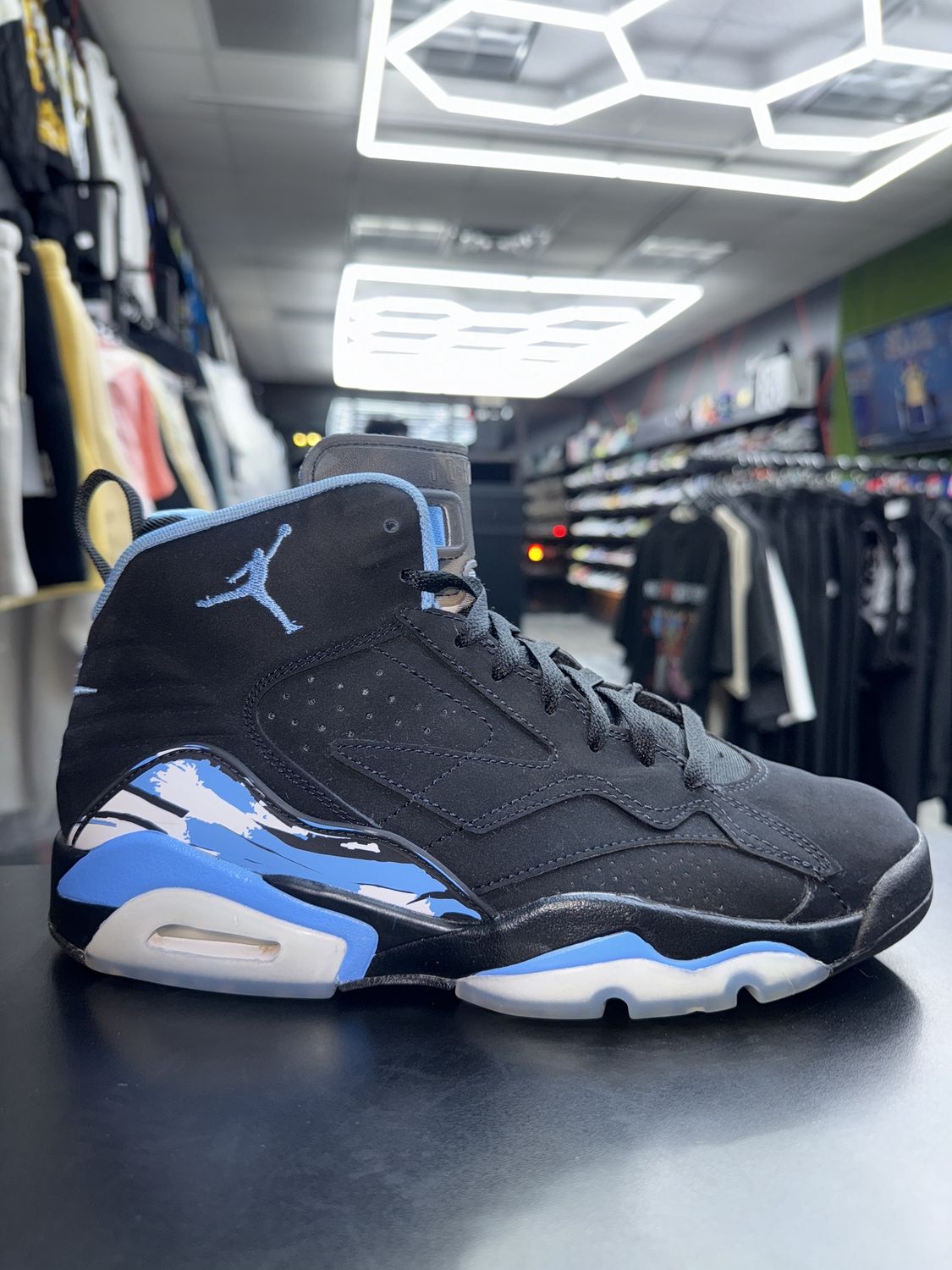 JORDAN MVP “UNIVERSITY BLUE”  (SZ 8.5)  USED/OG ALL