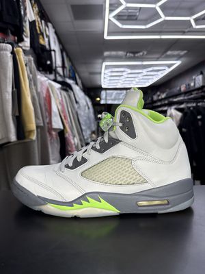 J5 “GRN BEAN”  (SZ 12)  USED/NO BOX