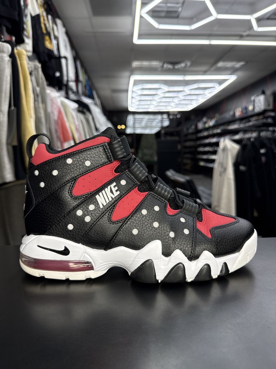 NIKE AIR MAX 2 CB ‘94 “BLK GYM RED”  (SZ 7)  USED/NO BOX