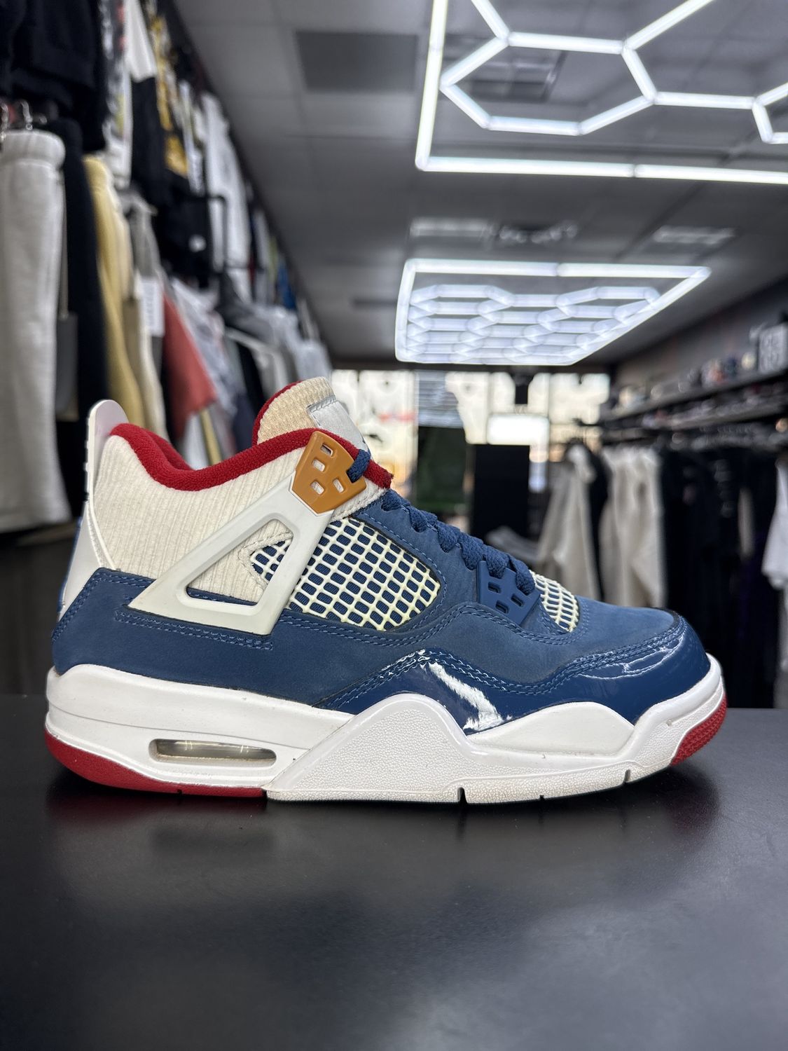 J4 “MESSY ROOM”  (SZ 4.5y)  USED/OG ALL