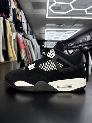 J4 “WHT THUNDER”  (SZ 11)   USED/OG ALL