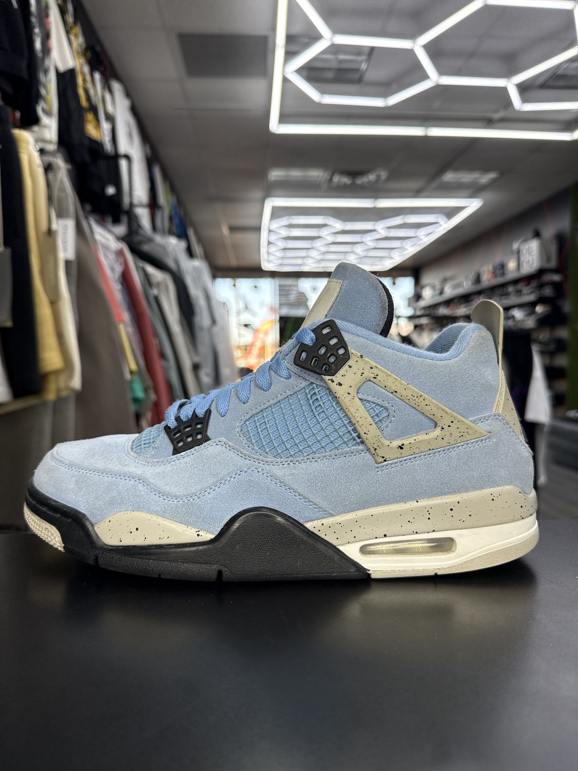 J4 “UNC”  (SZ 10.5)  USED/OG ALL