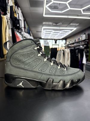 J9 “ANTHRACITE”  (SZ 10.5)  USED/NO BOX