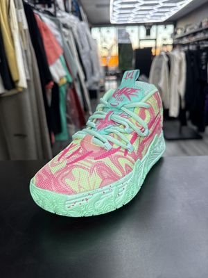 MELO “BLUE/PINK”  (SZ 5)  USED/NO BOX