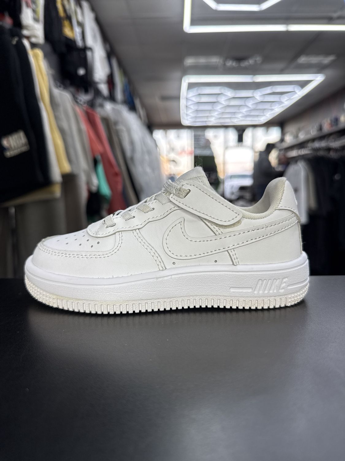 NIKE AF1 “WHT”  (SZ 10c)  USED/OG BOX