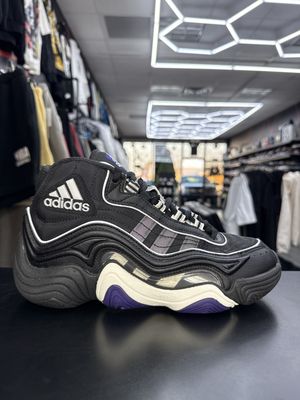 ADIDAS EQUIPMENT “BLK”  (SZ 6.5)  USED/NO BOX or INSOLES