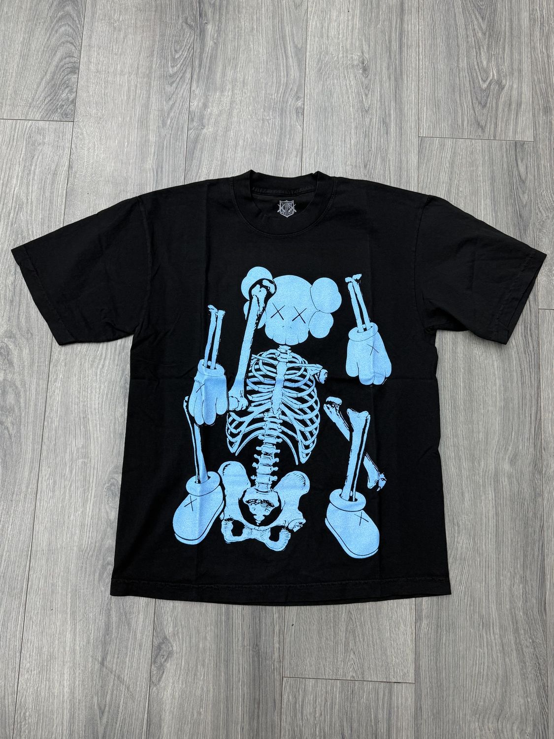 KAWS x CLIPSE “BLK/ BLUE”  (SMALL)  NEW