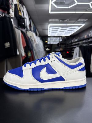 NIKE DUNK “RACER BLUE”  (SZ 8)  USED/OG BOX