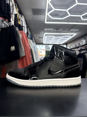 J1 MID “SPACE JAM”  (SZ 8.5)  USED/NO BOX