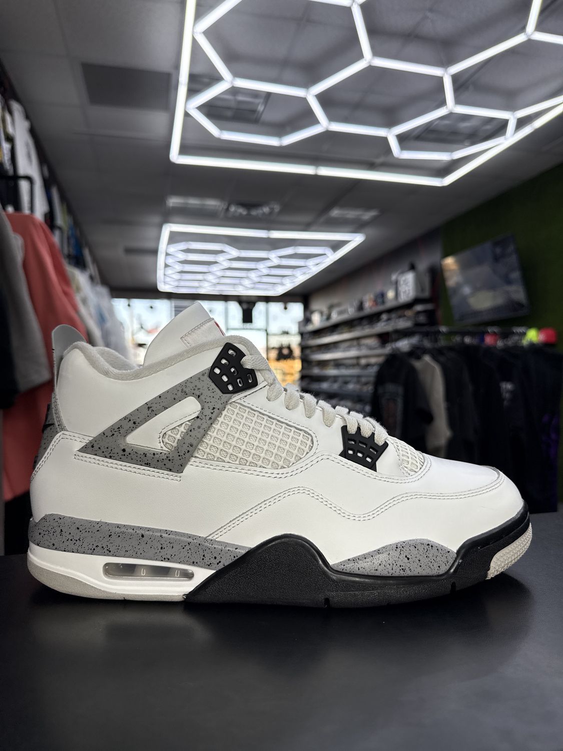 J4 “WHT CEMENT”  (SZ 11.5)  USED/NO BOX