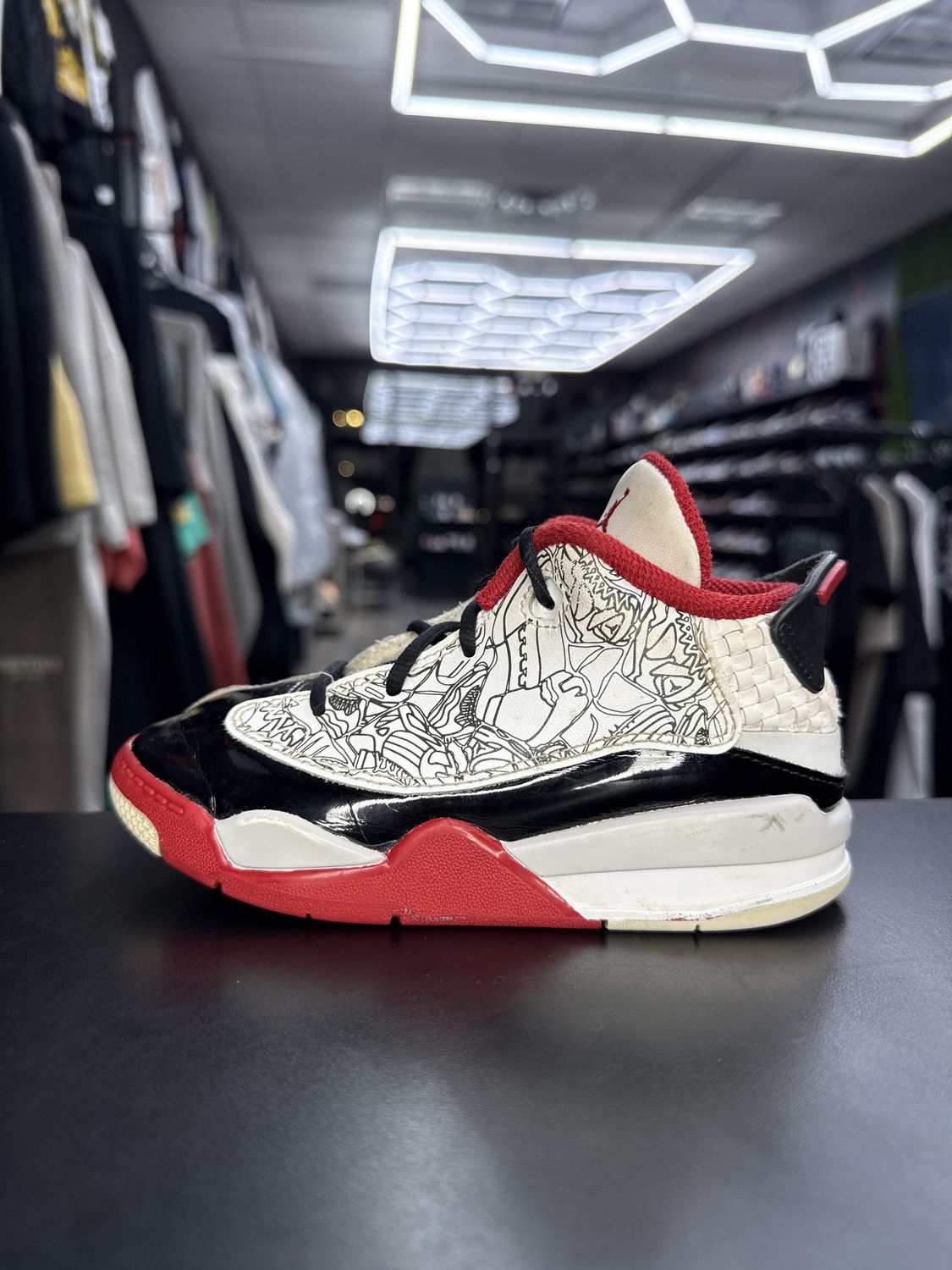 JORDAN 6 RING “RED/BLK”  (SZ 10c)  USED/NO BOX