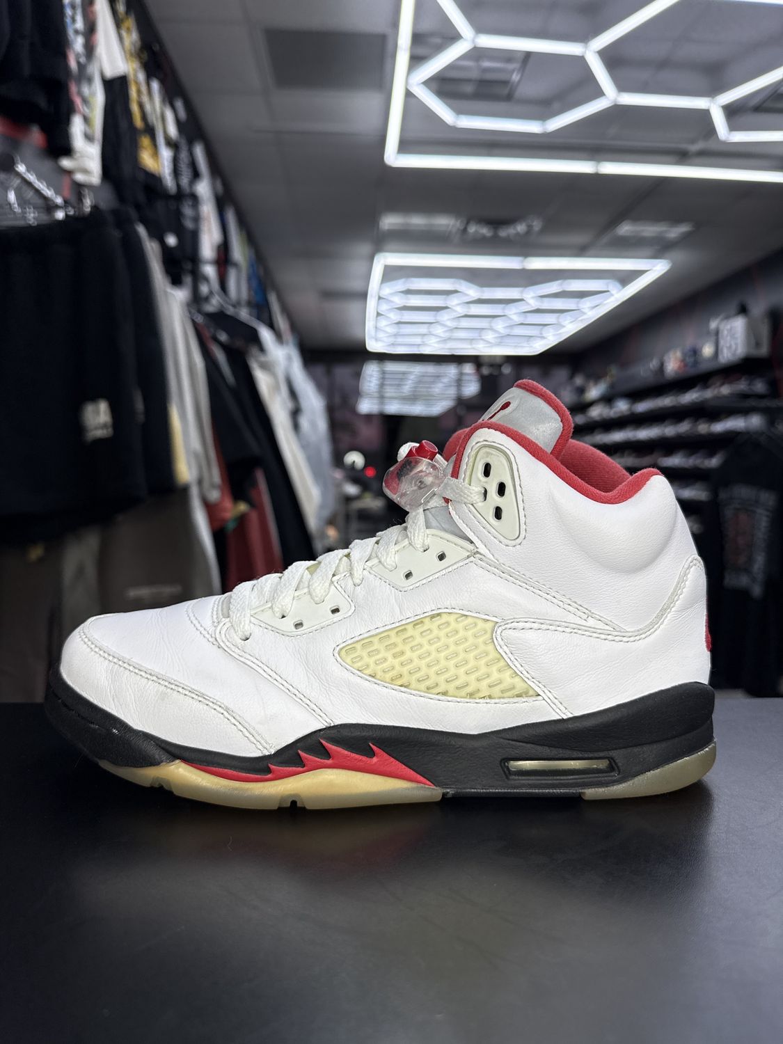 J5 “FIRE RED”  (SZ 7Y / 8.5W)  USED/OG ALL