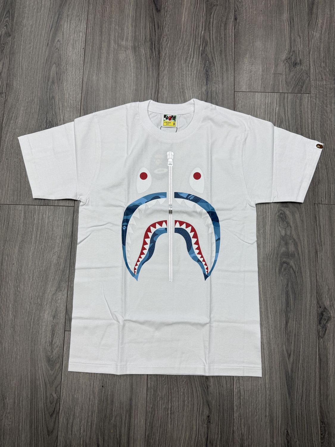 BAPE TEE “WHT/ BLUE CAMO SHARK ”   (SMALL)  NEW