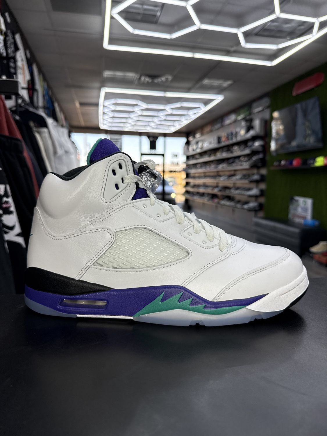J5 “GRAPE”  (SZ 11)  USED/OG ALL