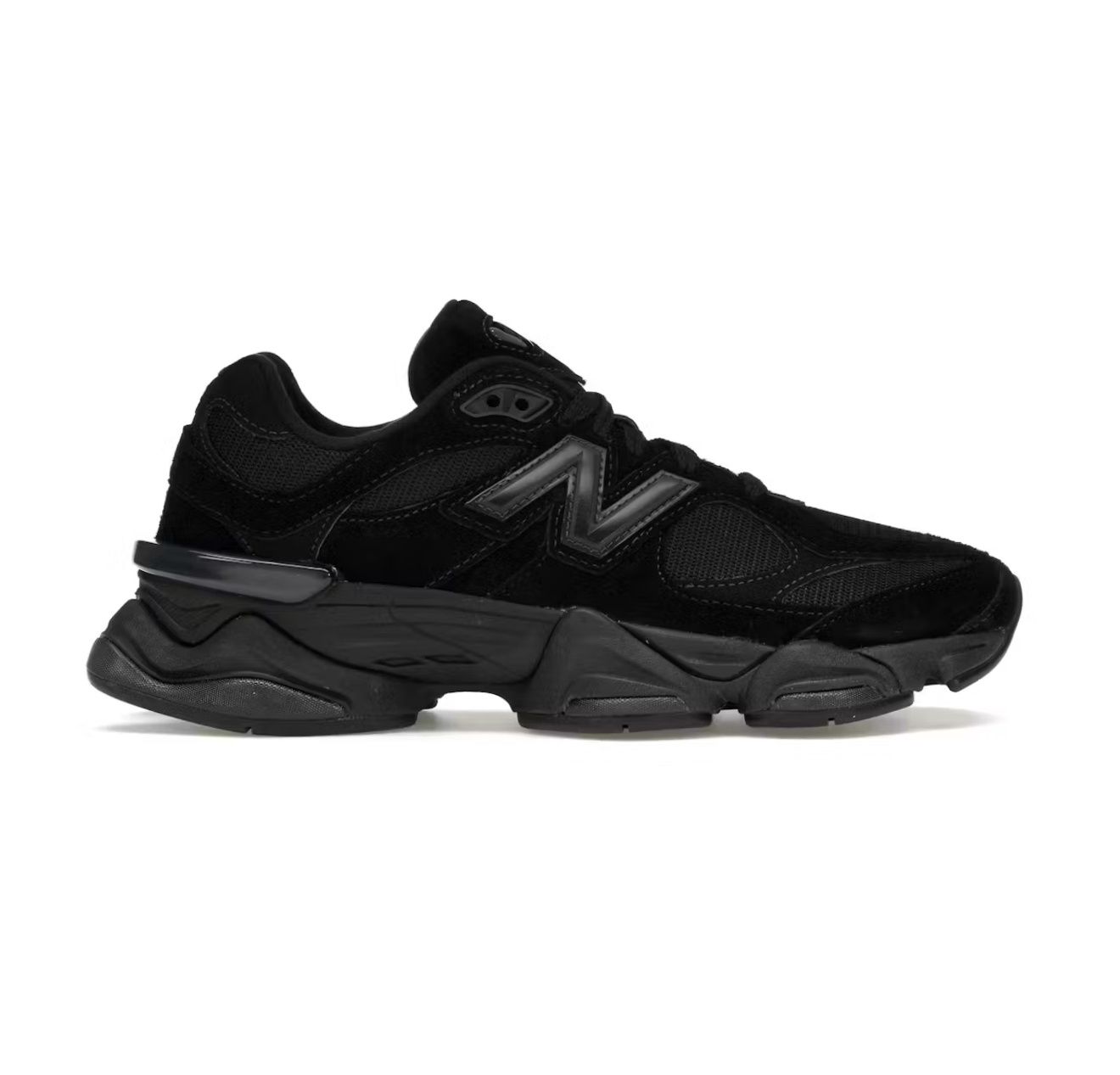 NEW BALANCE 9060 “TRIPLE BLK”  (SZ 10)  NEW/OG ALL