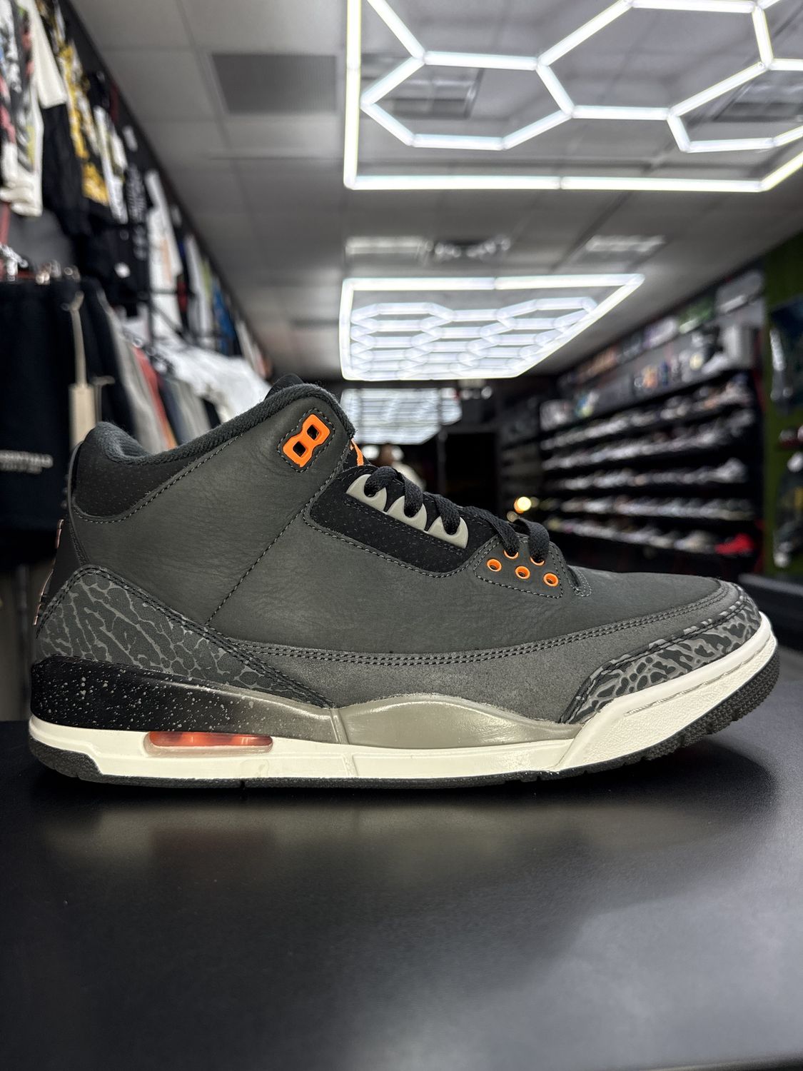 J3 “FEAR PACK”  (SZ 11)  USED/OG BOX