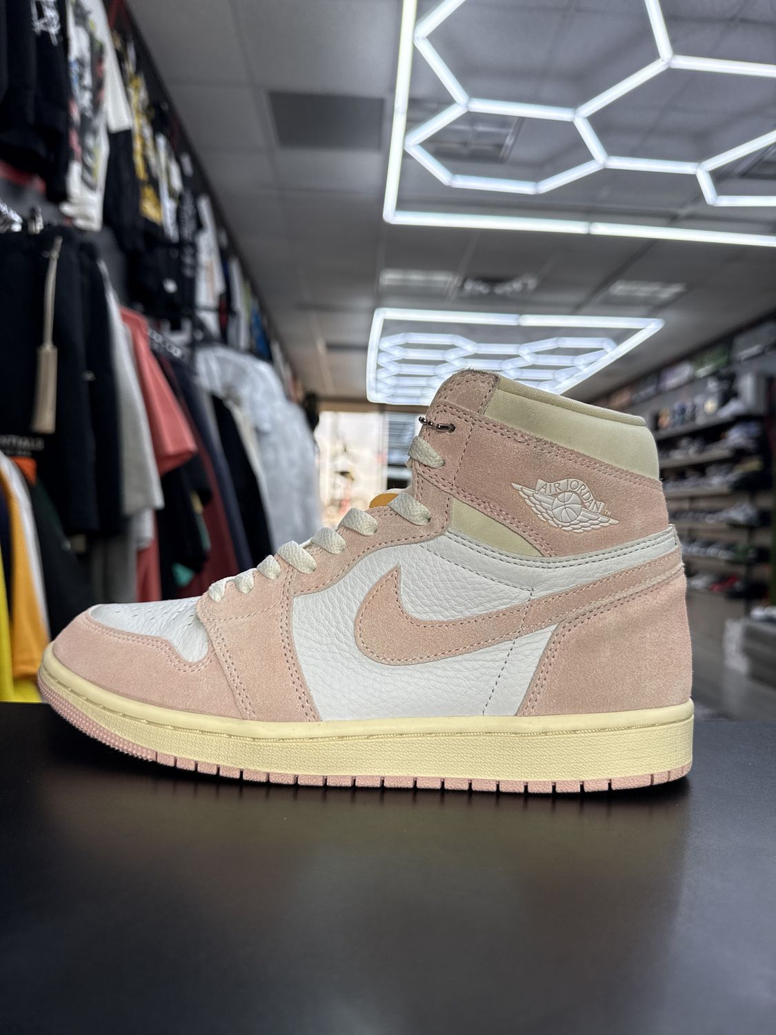 J1 “WASHED PINK”  (SZ 8.5M / 10W)  USED/OG BOX