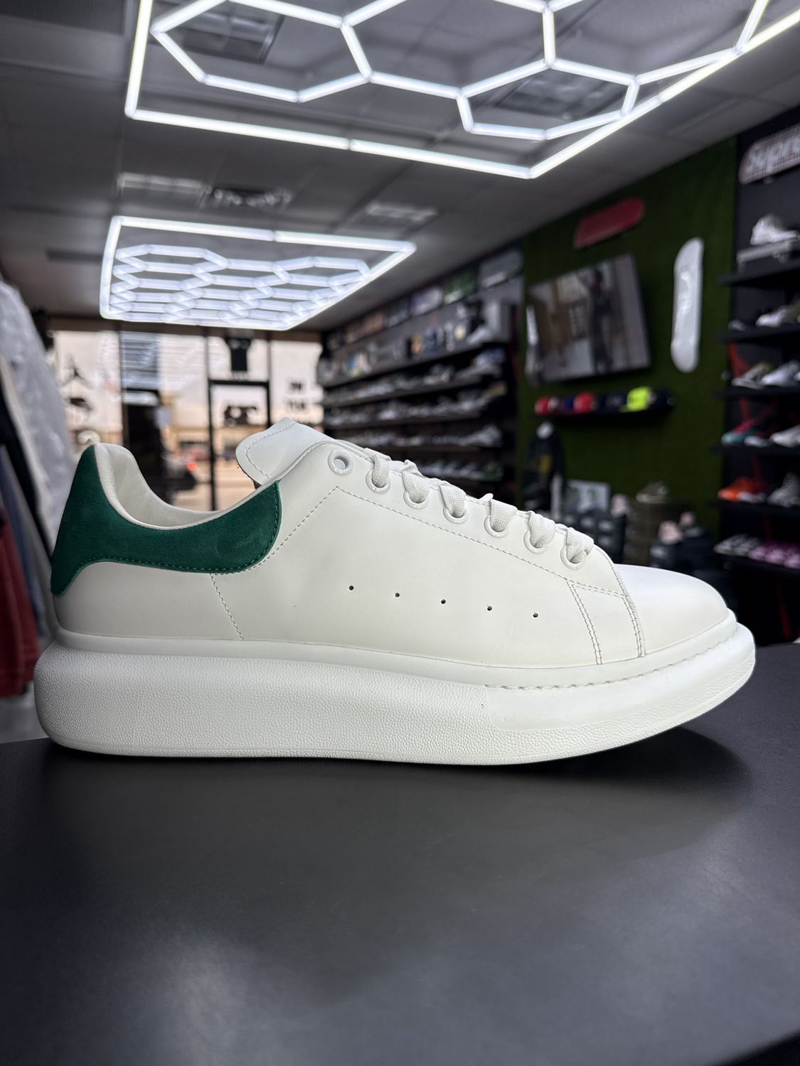 ALEXANDER MCQUEEN “TEAL/WHT”  (SZ 12US)  USED/OG BOX