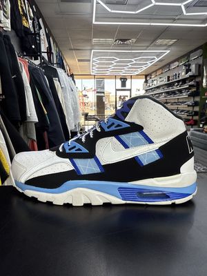 NIKE AIR TRAINER “ROYALS”  (SZ 13)  USED/NO BOX