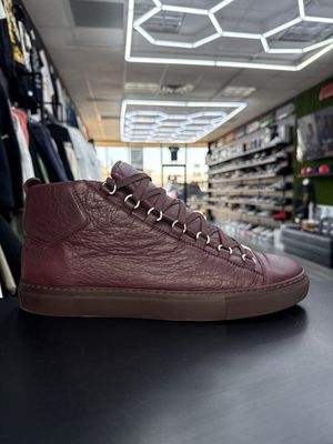 BALENCIAGA ARENA “MAROON”  (SZ 10US)  USED/NO BOX
