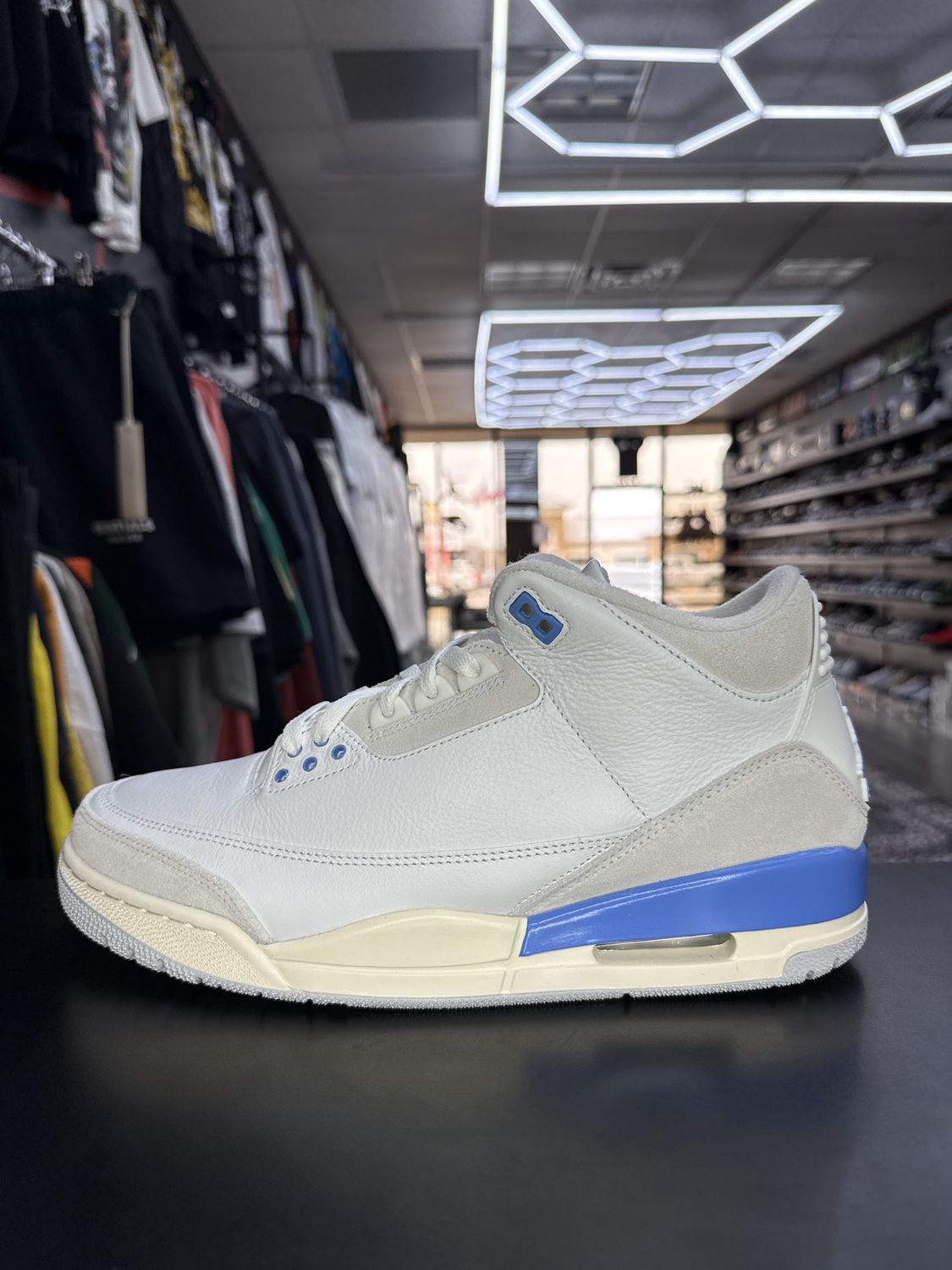 J3 “LUCKY SHORTS”  (SZ 11)  NEW/NO BOX