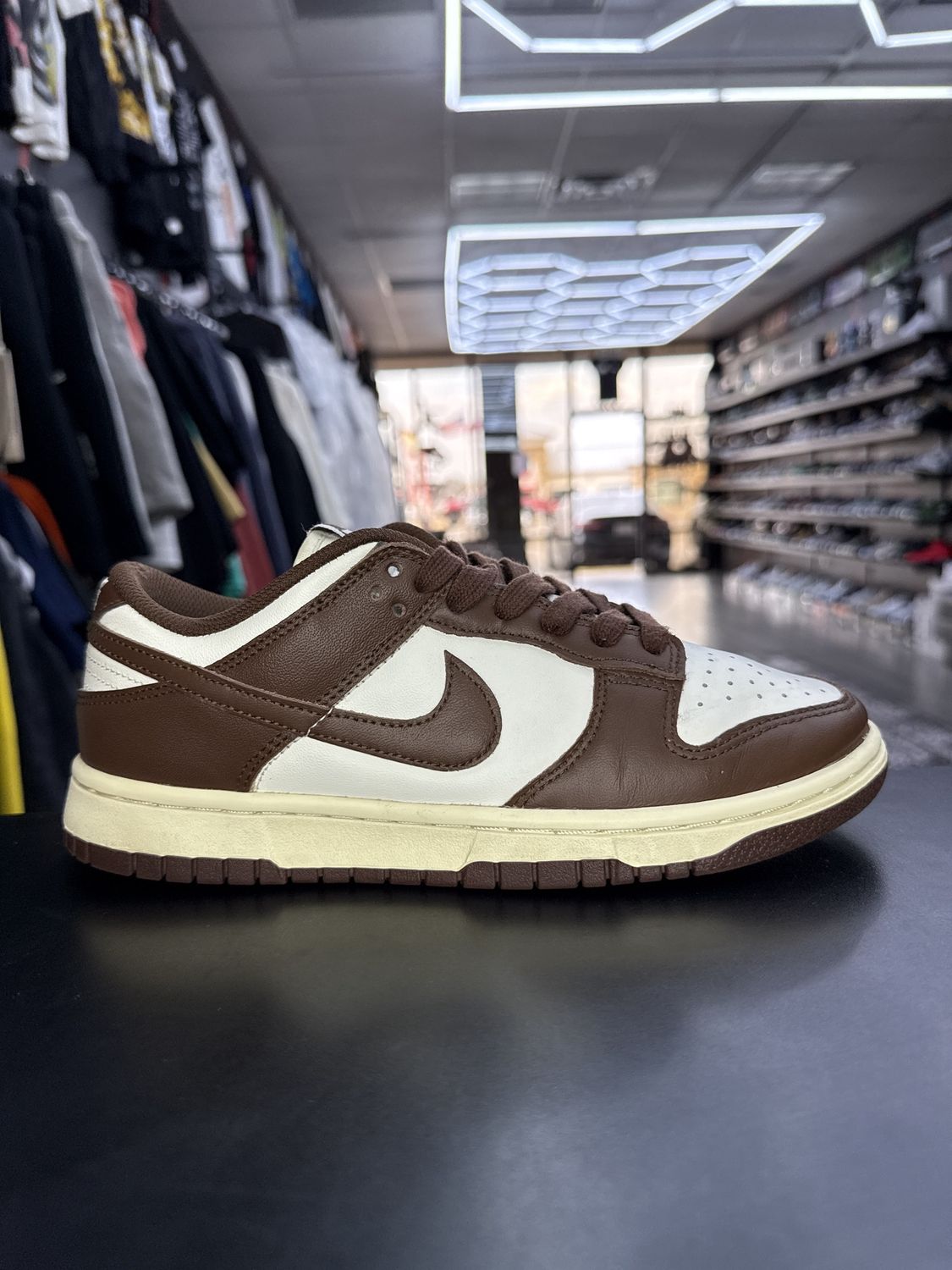 NIKE DUNK “CACAO”  (SZ 6.5M / 8W)  USED/NO BOX