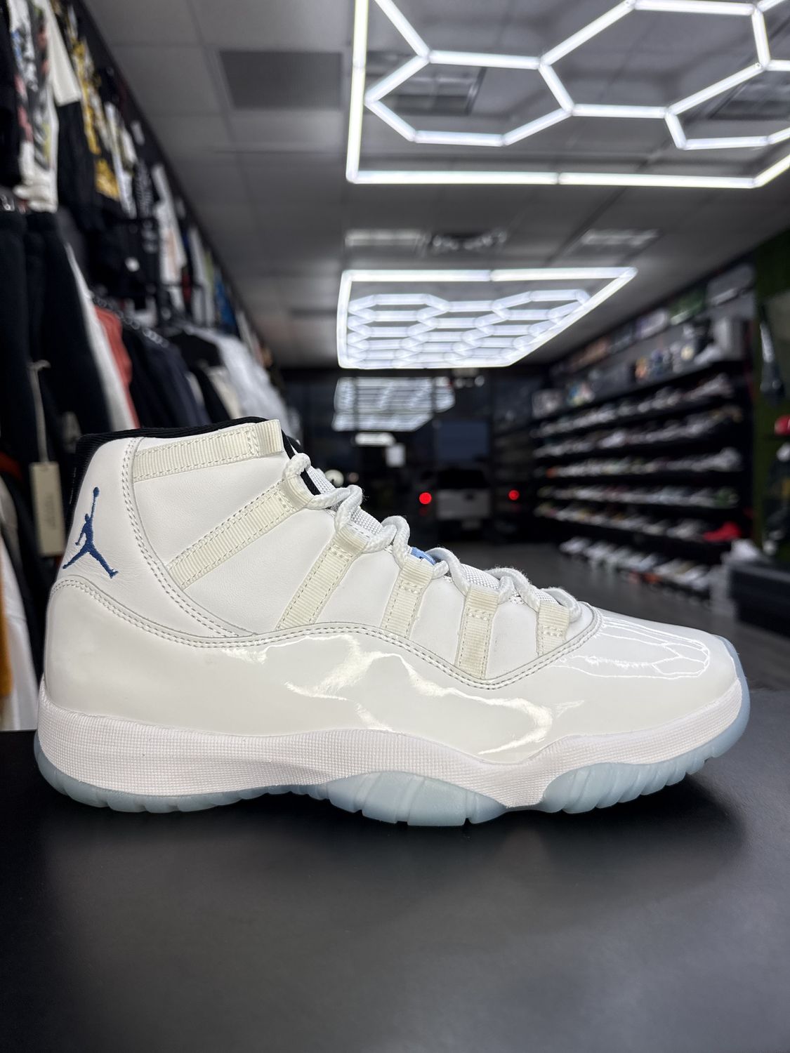 J11 “LEGEND BLUE”  (SZ 9.5)  USED/NO BOX