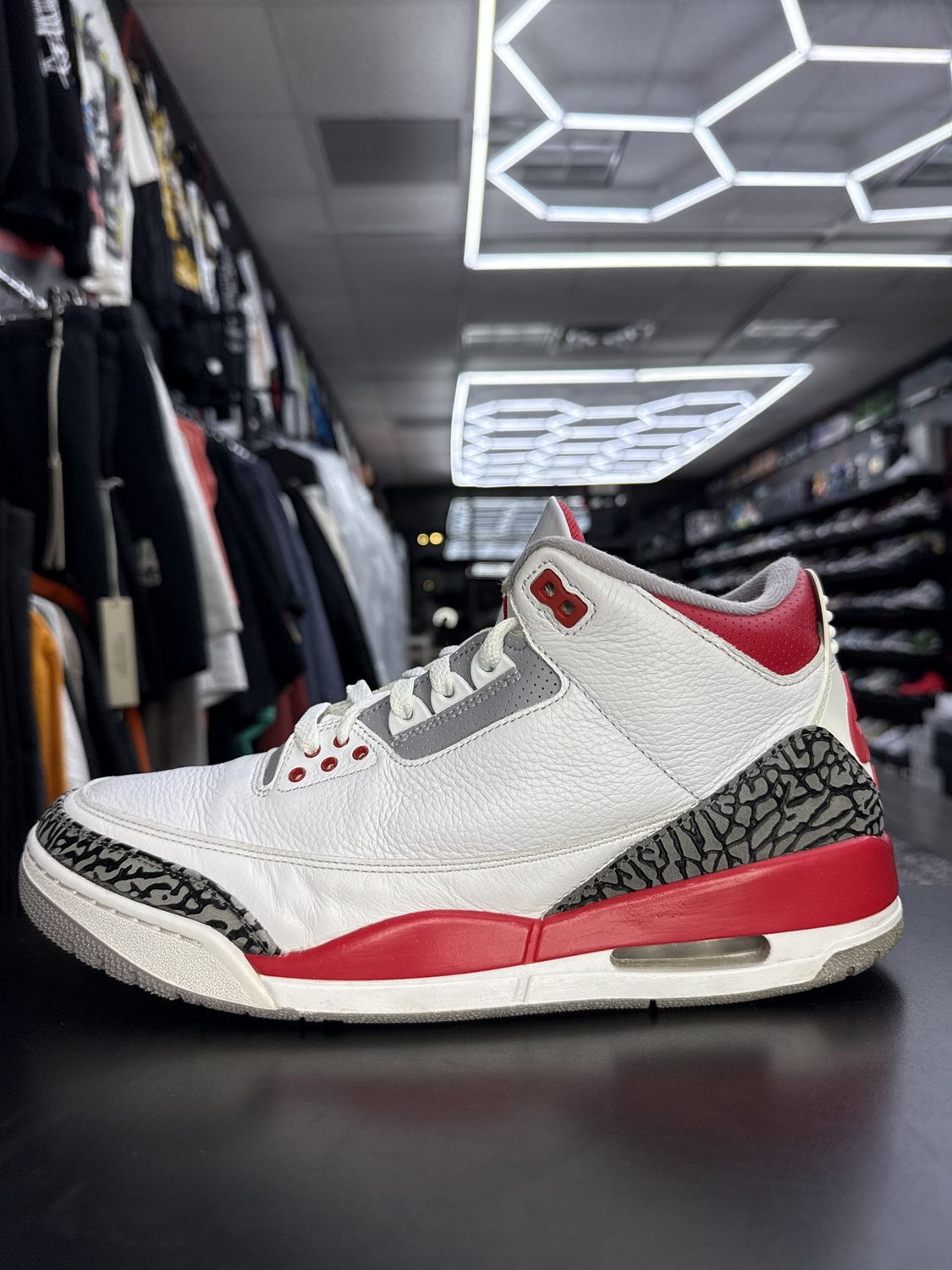 J3 “FIRE RED”  (SZ 12.5)  USED/NO BOX