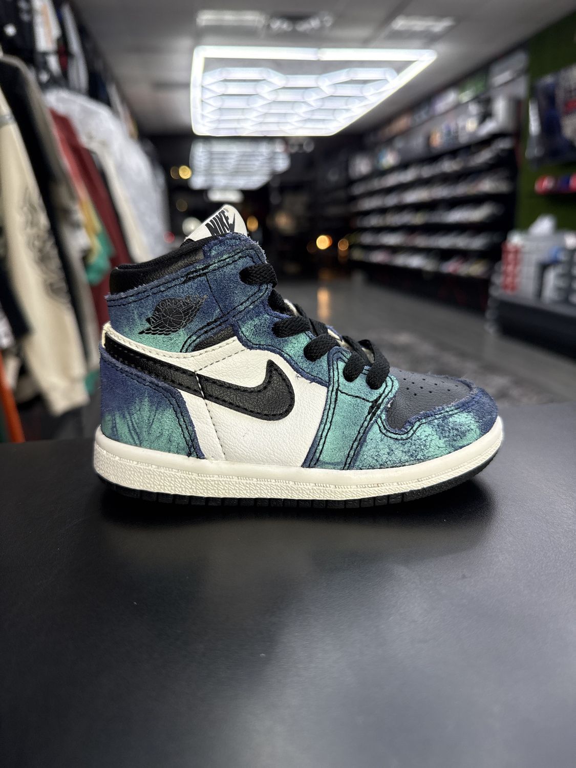 J1 “TIE DYE”  (SZ 6c)  USED/NO BOX