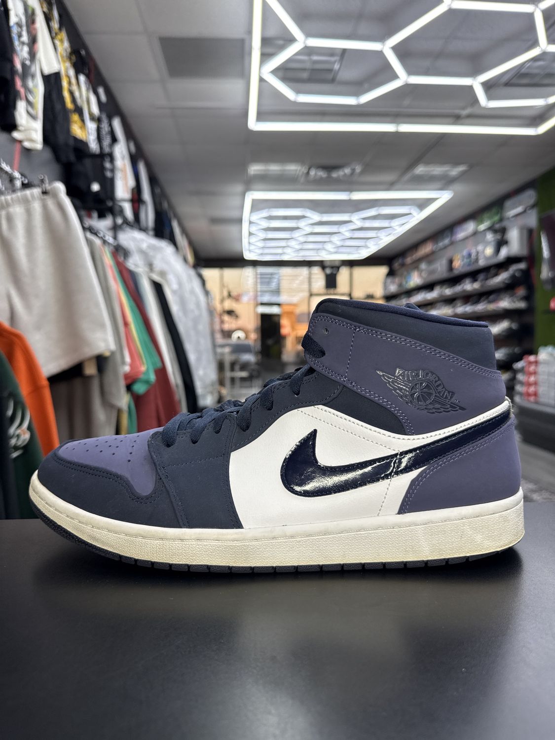 J1 MID “OBSIDIAN SANDED PURPLE”  (SZ 13)  USED/NO BOX